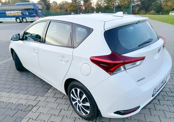 Toyota Auris cena 56900 przebieg: 103500, rok produkcji 2018 z Łańcut małe 352